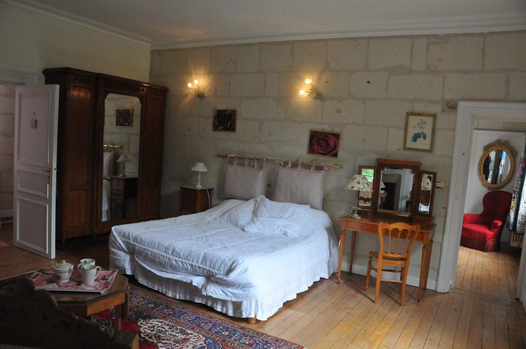 Chateau De La Chaussee Bed and Breakfast Brain-sur-Allonnes Exterior foto